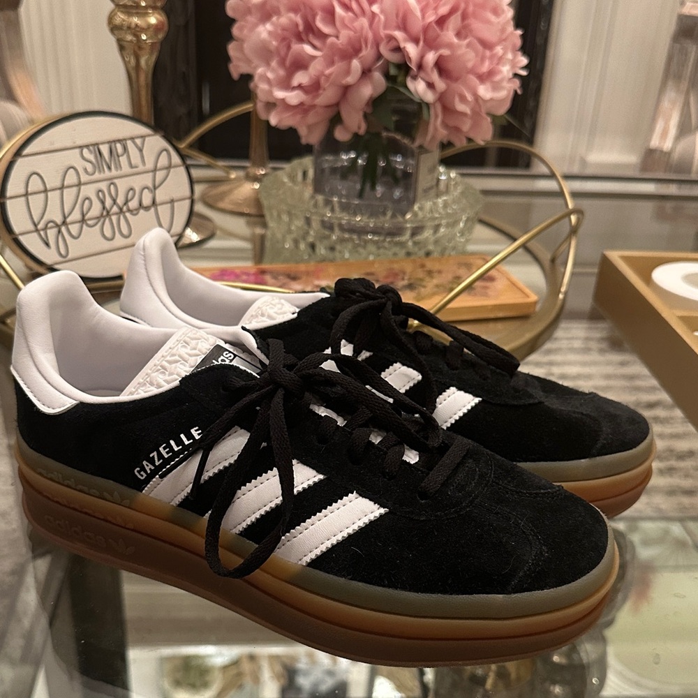 🆕 Adidas Gazelle Platform Black Suede Sneakers BRAND NEW NO BOX US WOMANS SIZE 8